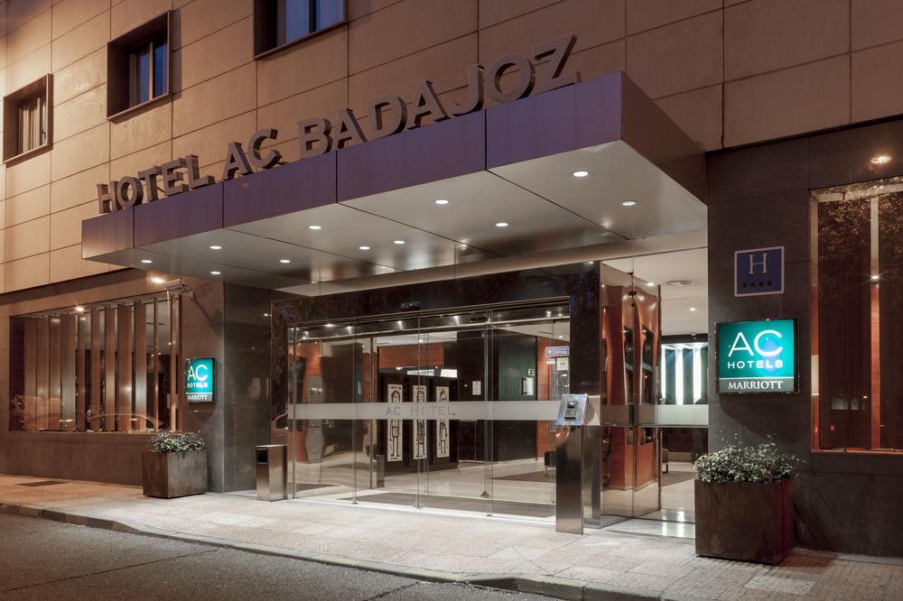 Ac Hotel Badajoz By Marriott Bagian luar foto