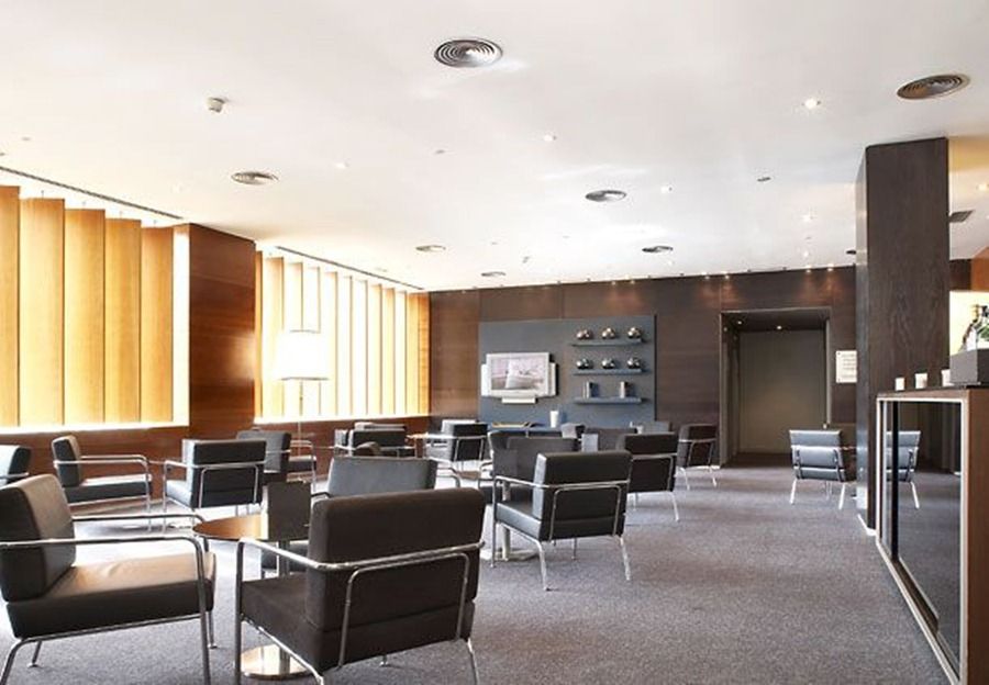 Ac Hotel Badajoz By Marriott Bagian luar foto